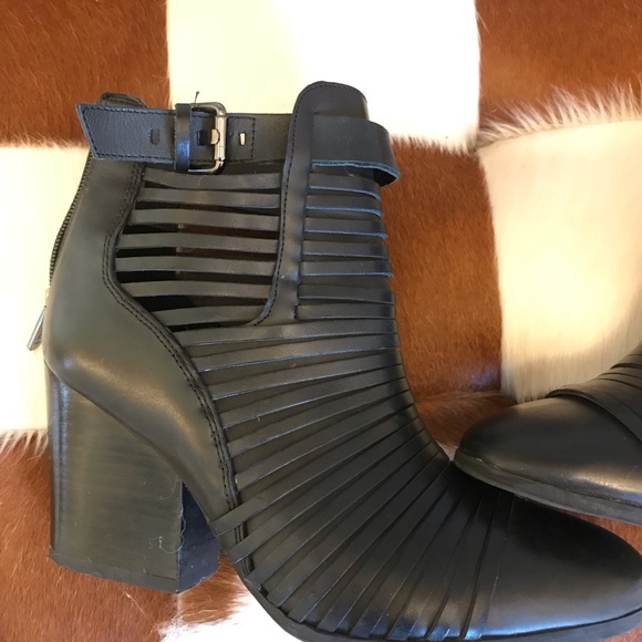 LAST CHANCE Sam EdelmanTalon Boot. - Picture 2 of 7